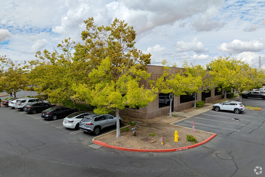 1328 Blue Oaks Blvd, Roseville, CA à louer - Photo de l’immeuble – Image 2 sur 3
