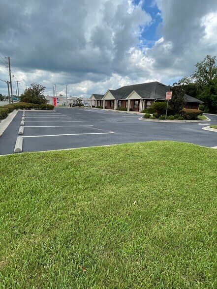450107-450115 State Road 200, Callahan, FL à louer - Photo de l’immeuble – Image 3 sur 21