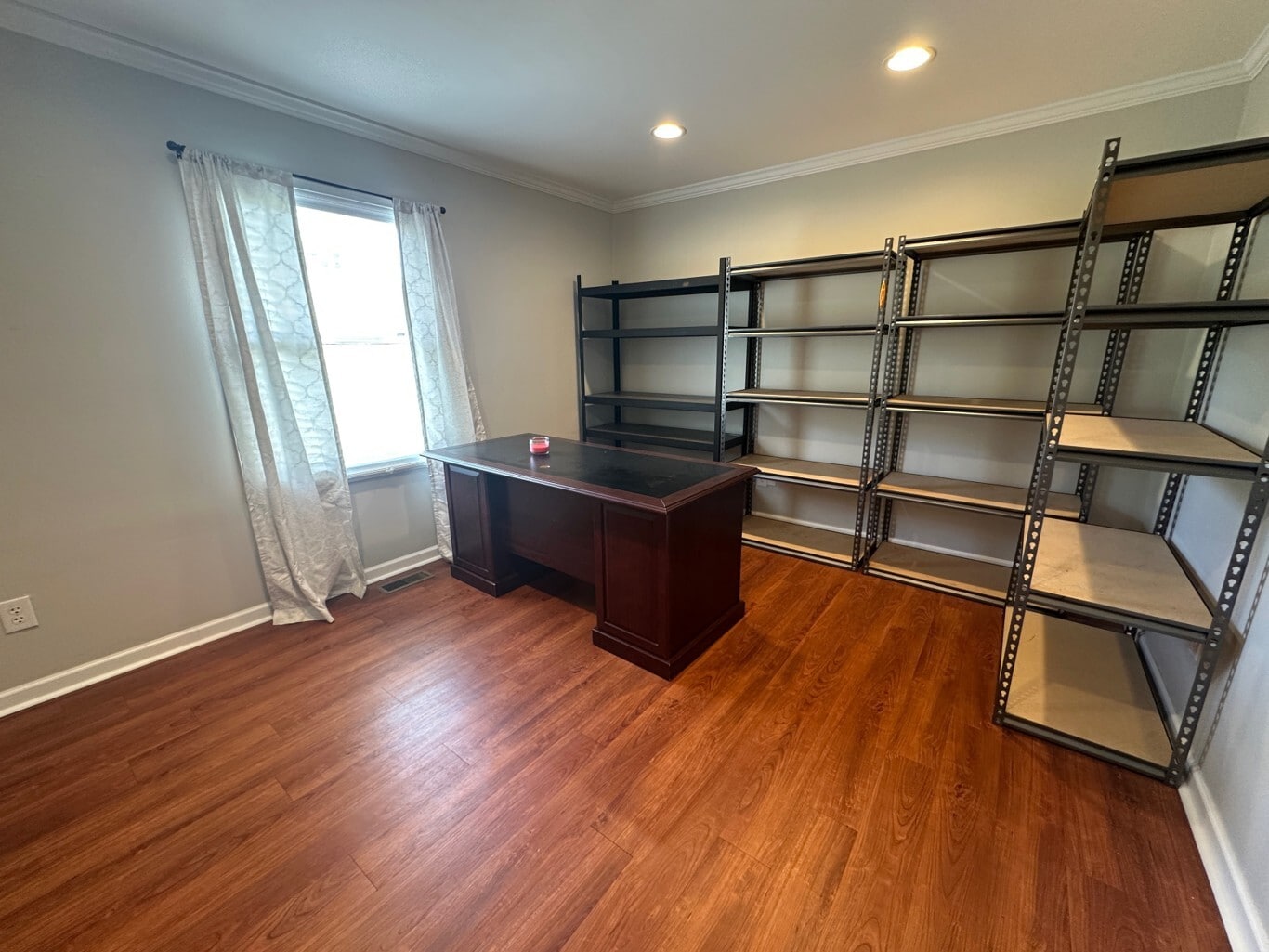 275 E Henry St, Spartanburg, SC à louer Photo intérieure– Image 1 sur 3