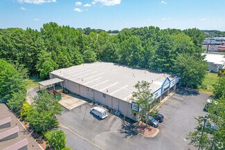Plus de détails pour 10043 E Independence Blvd, Matthews, NC - Local commercial à louer