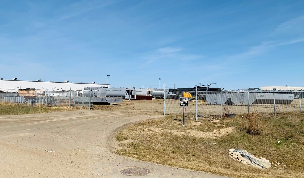 910 29th Ave, Nisku, AB à vendre - Photo de l’immeuble – Image 3 sur 6