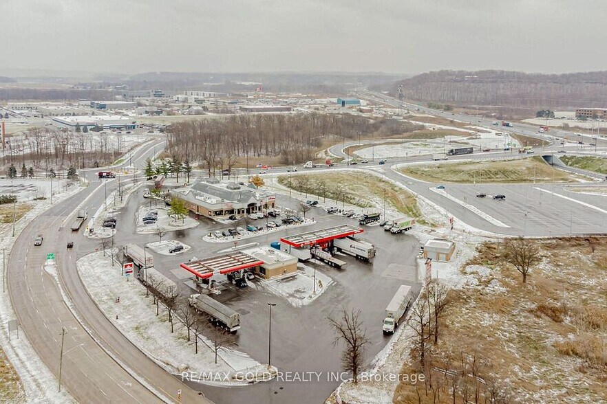 495 York Rd, Niagara On The Lake, ON à vendre - Photo de l’immeuble – Image 2 sur 3