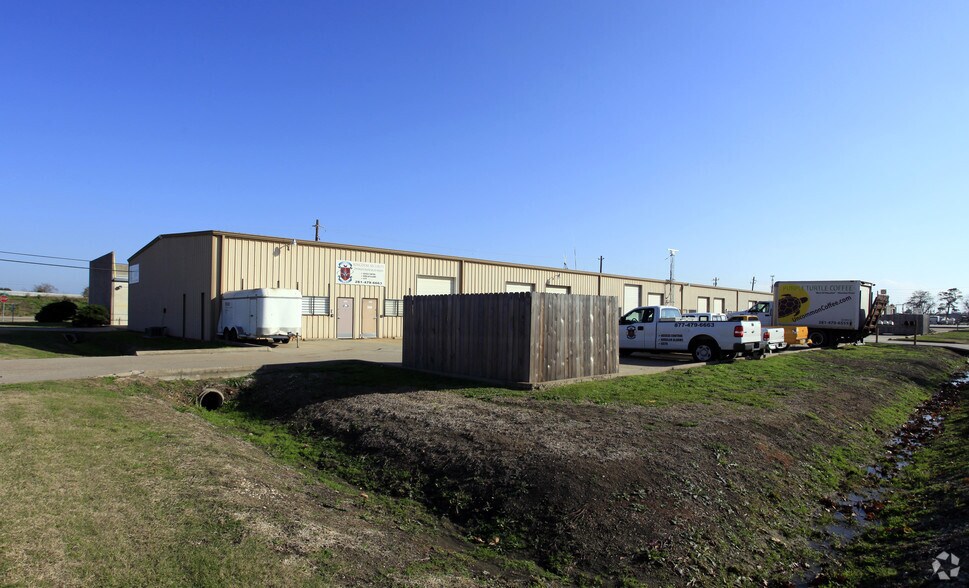 400 N 11th St, La Porte, TX à vendre - Photo de l’immeuble – Image 3 sur 3