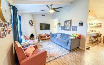 601 E Covington Dr, Austin, TX à vendre - Photo intérieure – Image 2 sur 4