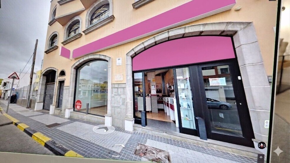 Local commercial dans Las Palmas de Gran Canaria à vendre - Photo de l’immeuble – Image 2 sur 15