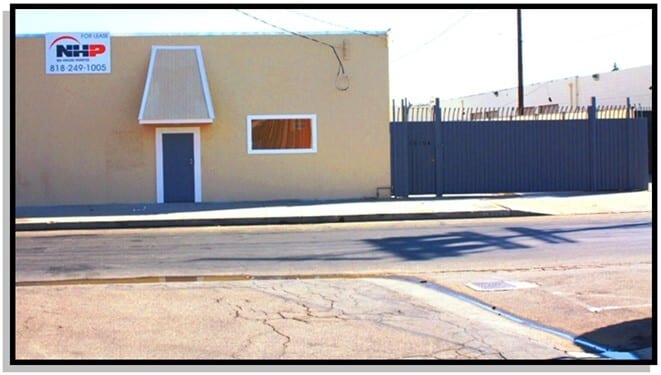 15154 Stagg St, Van Nuys, CA à louer - Photo de l’immeuble – Image 2 sur 5