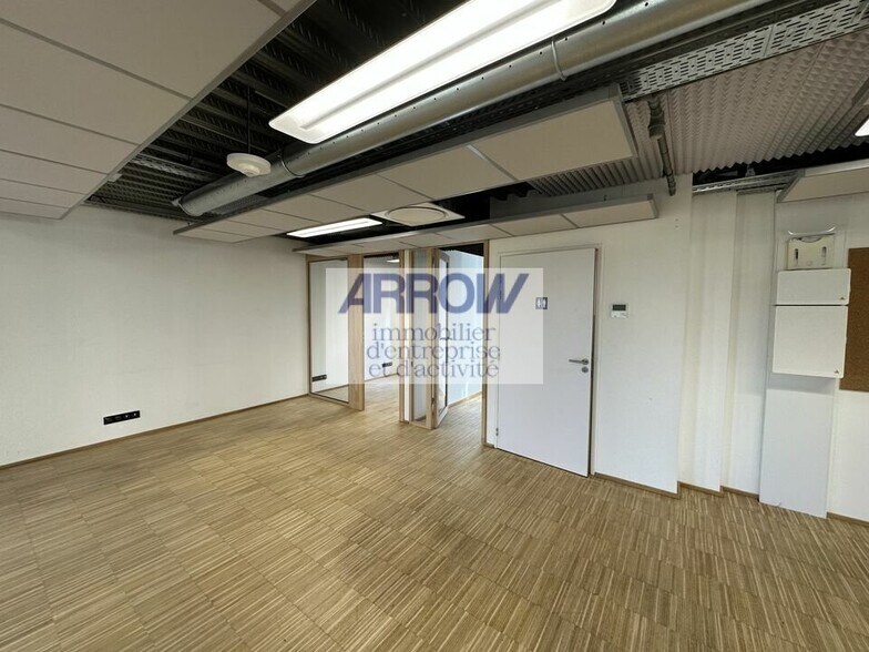 1 Rue Michel Columb, Nantes à louer - Photo de l’immeuble – Image 3 sur 9