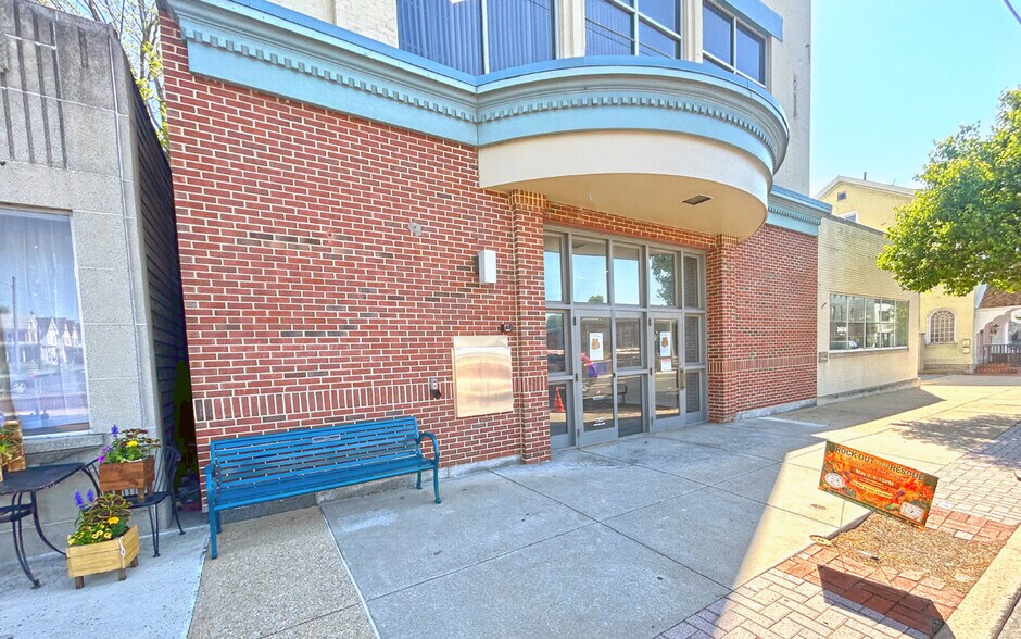 331 Bridge St, New Cumberland, PA à vendre - Photo de l’immeuble – Image 2 sur 26