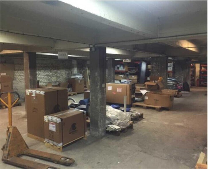 Bureau dans Lille à louer - Photo intérieure – Image 2 sur 4