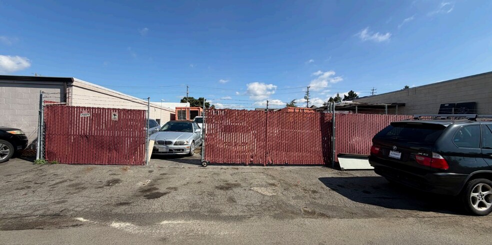 2229 Washington Ave, San Leandro, CA à louer - Photo principale – Image 1 sur 4