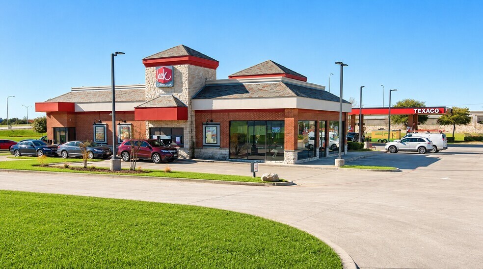 5960 Dallas Pky, Plano, TX à louer - Photo principale – Image 1 sur 3
