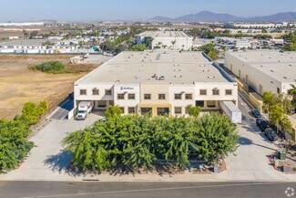 Plus de détails pour 8534-8536 Siempre Viva Rd, San Diego, CA - Industriel/Logistique à vendre