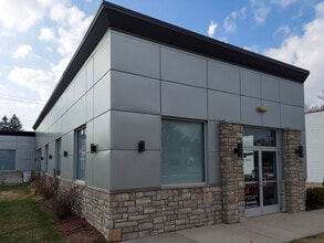 642 S Main St, Clawson, MI à louer Photo intérieure– Image 1 sur 12