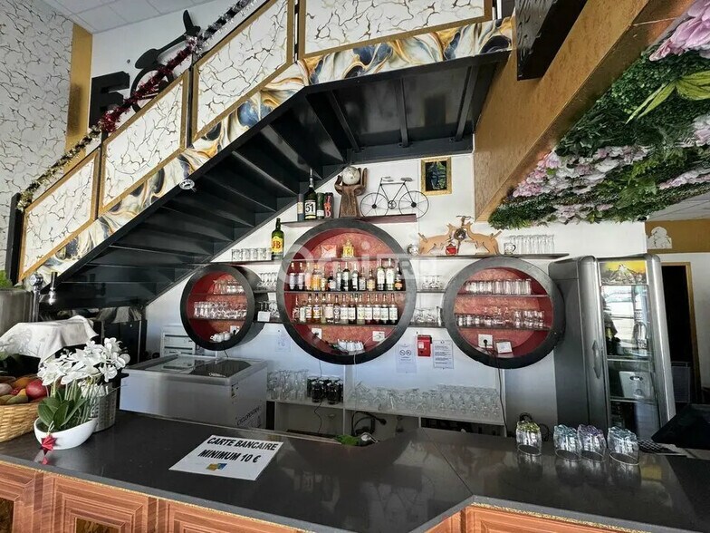 Local commercial dans Échirolles à louer - Photo intérieure – Image 3 sur 3