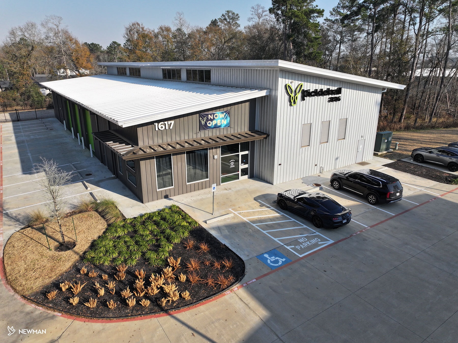 1617 N Loop 336 E, Conroe, TX à vendre Photo principale– Image 1 sur 10