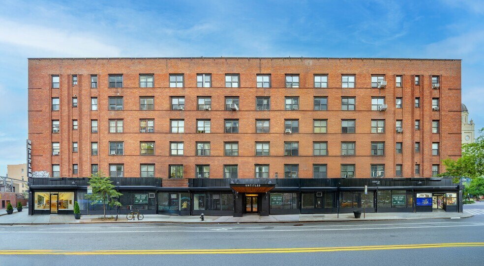 66 Avenue A, New York, NY à louer - Photo de l’immeuble – Image 1 sur 4