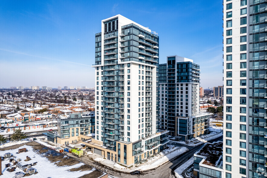 2185-2195 E Sheppard Av, Toronto, ON à louer - Photo de l’immeuble – Image 2 sur 5