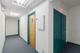 351-391 Hudson St NW, Salmon Arm, BC à vendre Photo intérieure– Image 1 sur 8