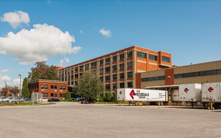 1001 Rue Yamaska E, Farnham, QC à louer - Photo de l’immeuble – Image 2 sur 3
