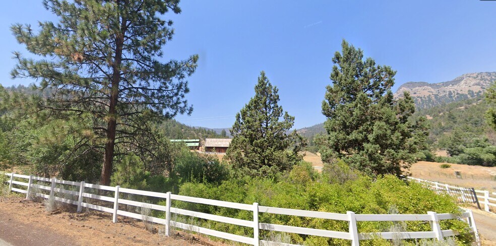 18031 Gazelle Callahan Rd, Gazelle, CA à vendre - Photo de l’immeuble – Image 3 sur 8