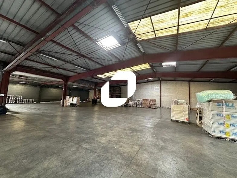 Industriel/Logistique dans Garges-lès-Gonesse à vendre - Photo intérieure – Image 3 sur 9