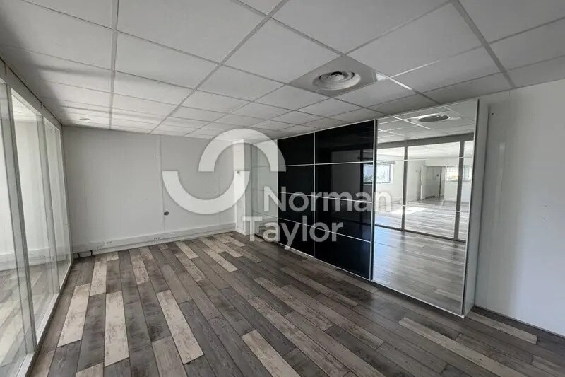 339 Rue Du Roucagnier, Lunel-Viel à louer - Photo de l’immeuble – Image 3 sur 11