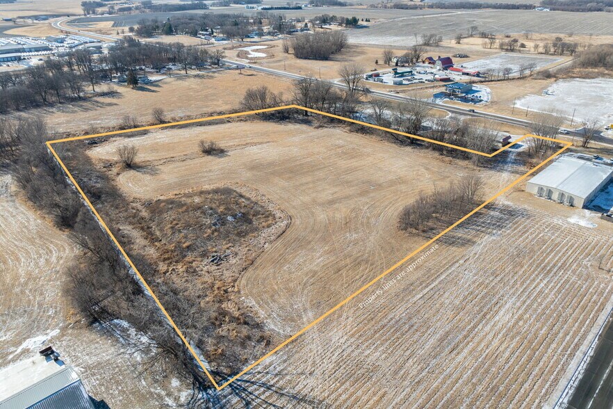 625 4th Street Southwest, Montgomery, MN à vendre - Aérien – Image 3 sur 11