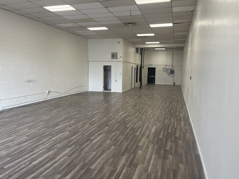 6671-6697 Federal Blvd, Denver, CO à louer - Photo de l’immeuble – Image 2 sur 3