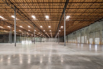 901 Venture Way, Gilroy, CA à louer Photo intérieure– Image 2 sur 2