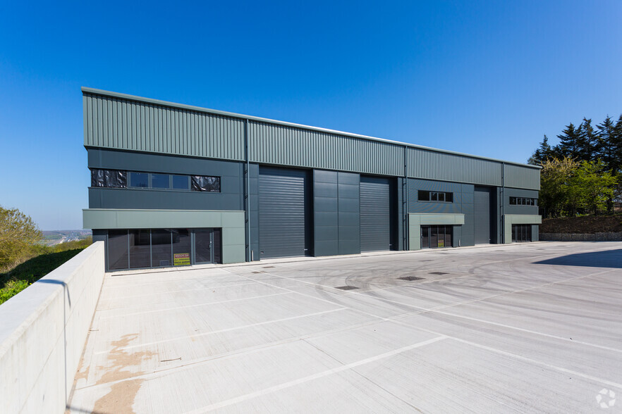 Maidstone Rd, Rochester à louer - Photo principale – Image 1 sur 6