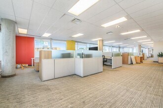 1150 Cyrville Rd, Ottawa, ON à louer Photo intérieure– Image 2 sur 4