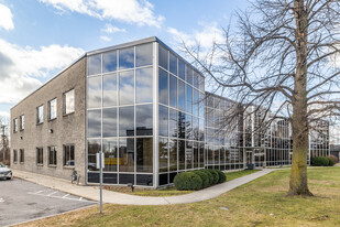 223 Colonnade Rd, Nepean ON - immobilier d'entreprise