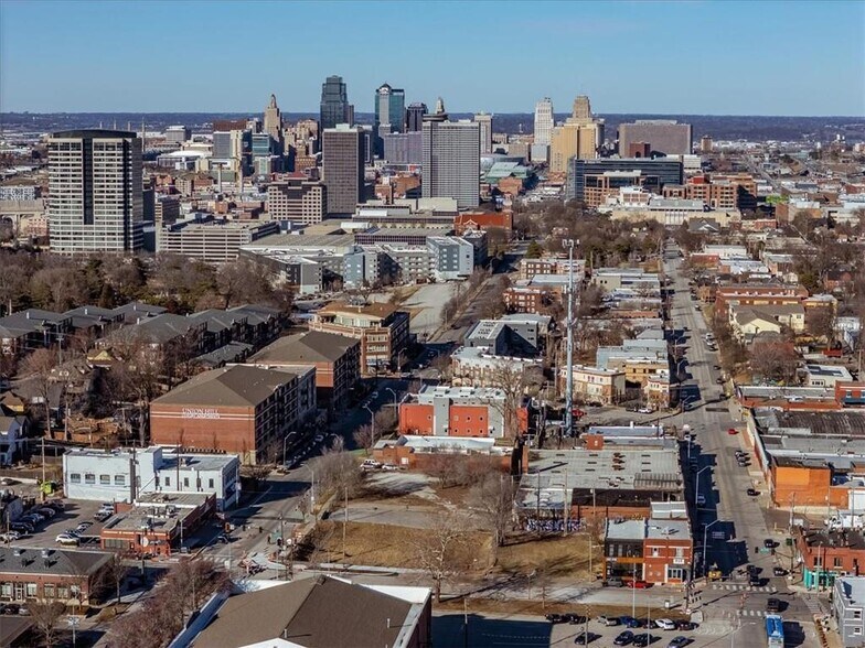 3018 Holmes st, Kansas City, MO à vendre - Photo principale – Image 1 sur 3