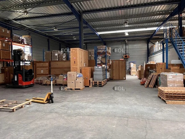 Plus de détails pour Industriel/Logistique à vendre
