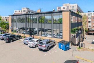 Plus de détails pour 24 Crescent St, Waltham, MA - Bureau à louer