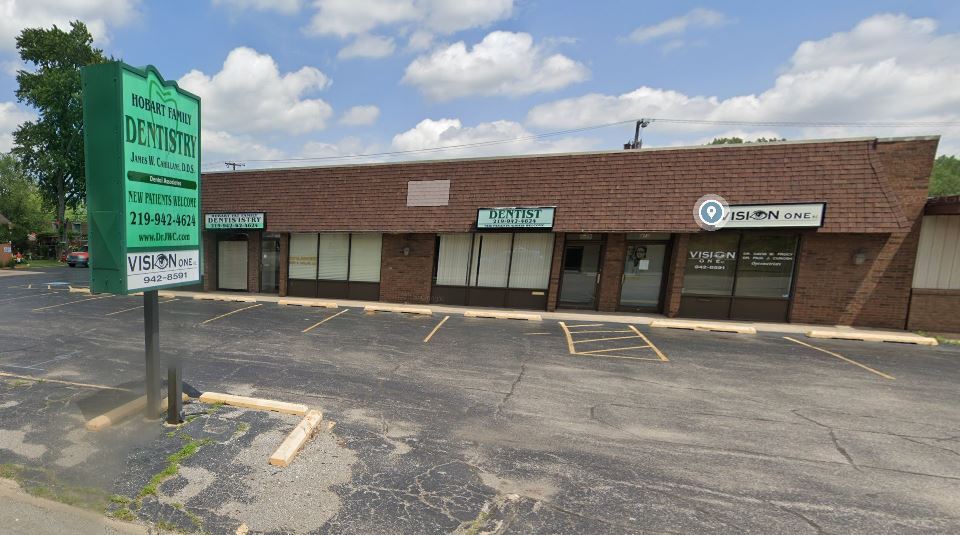 409 N Wisconsin St, Hobart, IN à vendre Photo principale– Image 1 sur 10