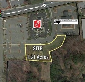 213 Pisgah Church Rd, Greensboro, NC à louer - Photo principale – Image 1 sur 3