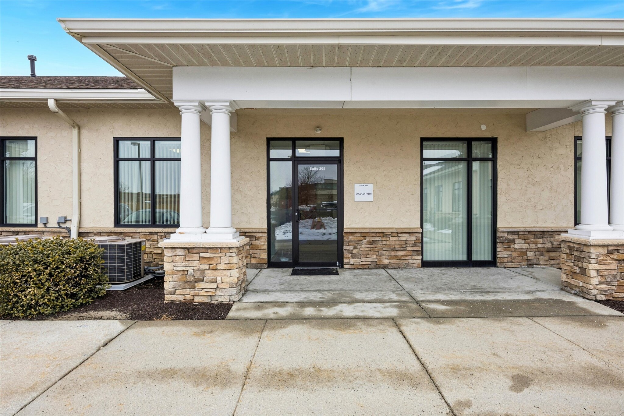 545 Beckett Rd, Logan Township, NJ à louer Photo intérieure– Image 1 sur 16