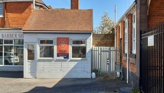 3 Station Approach, Bognor Regis WSX - Local commercial
