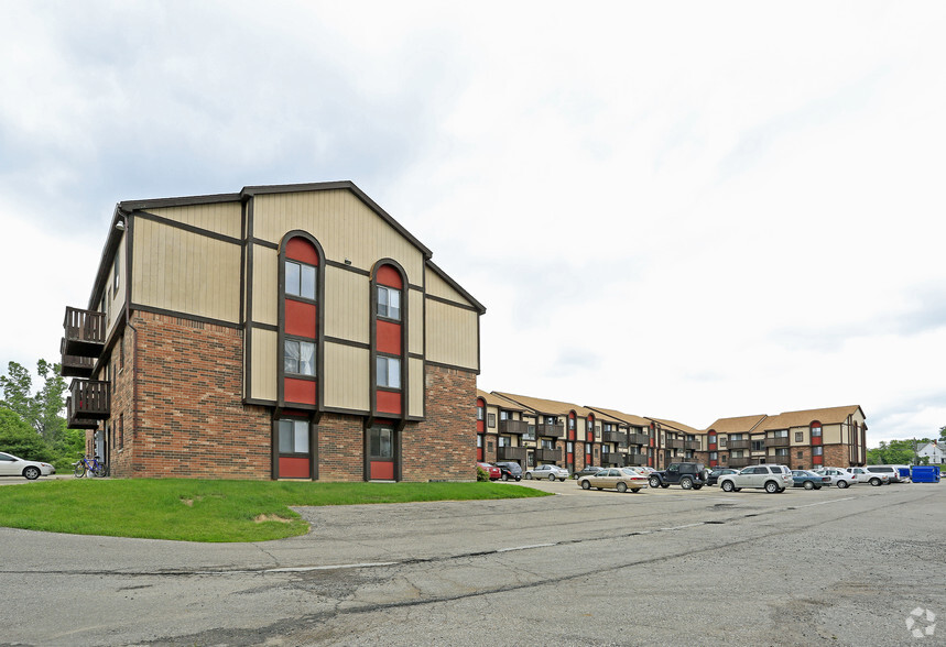 55 Suzanne Dr, Lapeer, MI à vendre - Photo de l’immeuble – Image 3 sur 41
