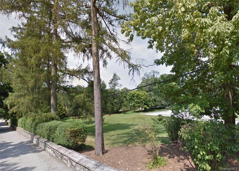76 N Broadway, Irvington, NY à vendre - Photo de l’immeuble – Image 3 sur 3