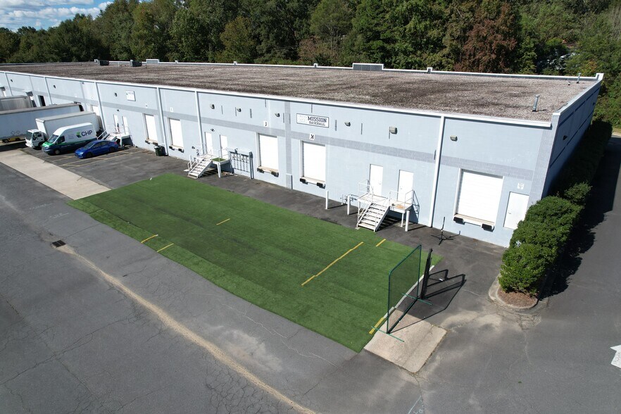 141 Cupped Oak Dr, Stallings, NC à louer - Photo de l’immeuble – Image 2 sur 17