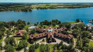 Plus de détails pour 392 Rue Notre-Dame, Montebello, QC - Hôtellerie à vendre