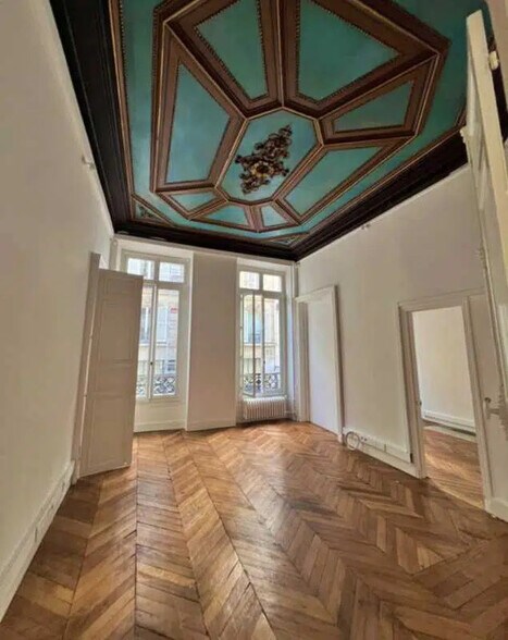 Bureau dans Paris à louer - Photo de l’immeuble – Image 1 sur 4