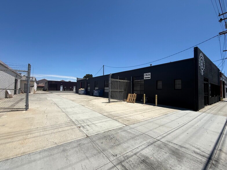 13822-13826 Prairie Ave, Hawthorne, CA à louer - Photo de l’immeuble – Image 3 sur 26