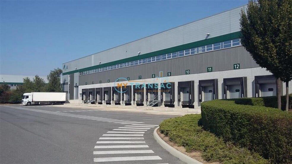 Industriel/Logistique dans Moissy-Cramayel à louer - Photo de l’immeuble – Image 3 sur 11