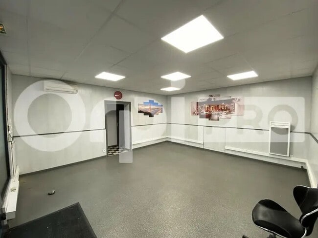 Plus de détails pour Local commercial à vendre
