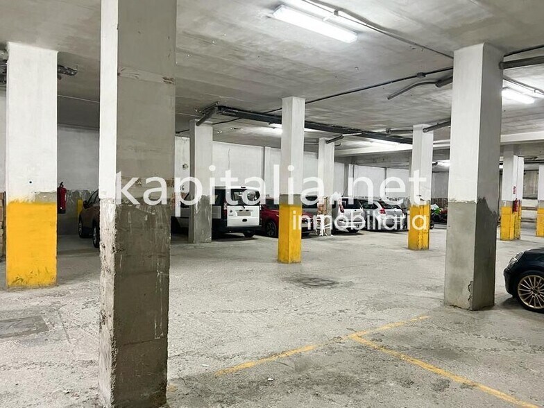 Local commercial dans L'Olleria, Valencia à vendre - Photo de l’immeuble – Image 2 sur 11