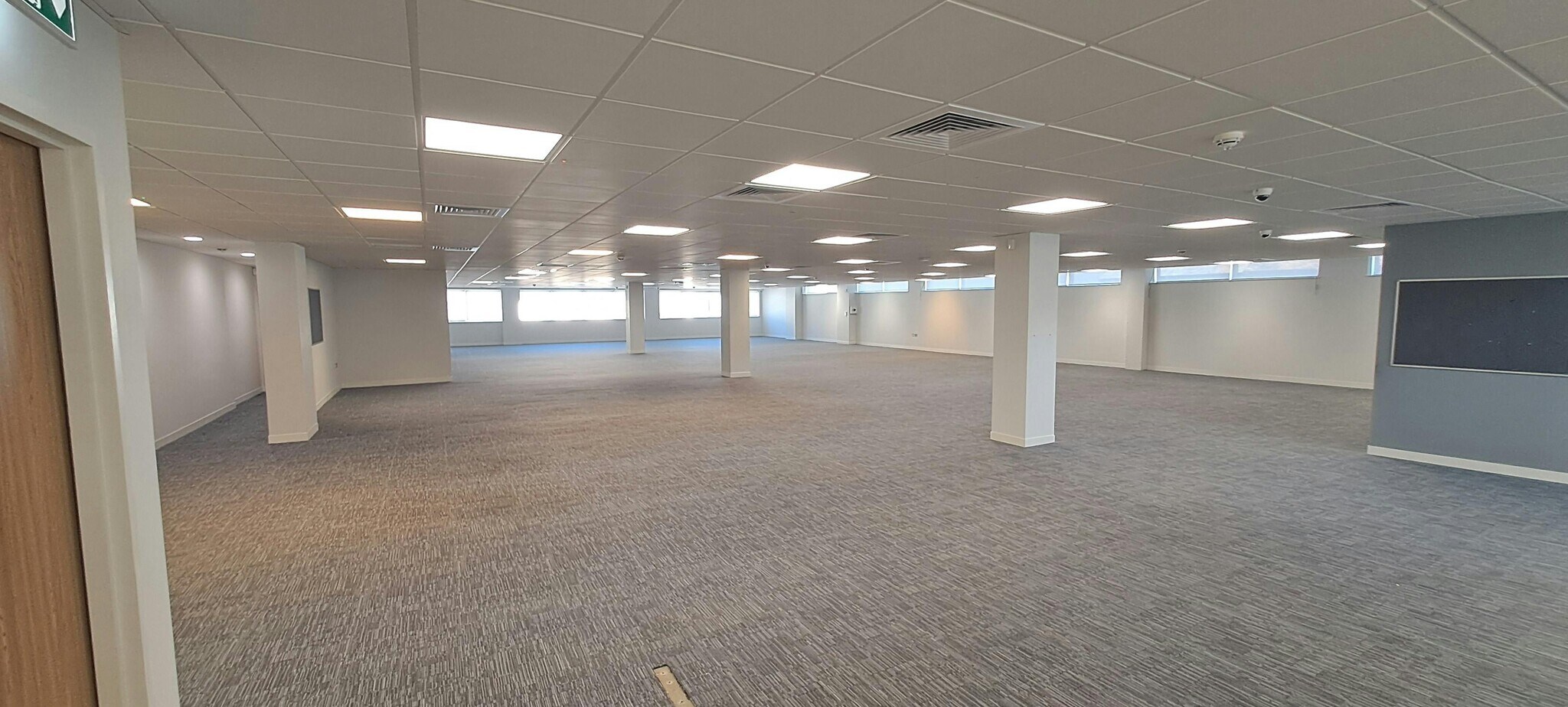 105-109 Montague St, Worthing à louer Photo de l’immeuble– Image 1 sur 9