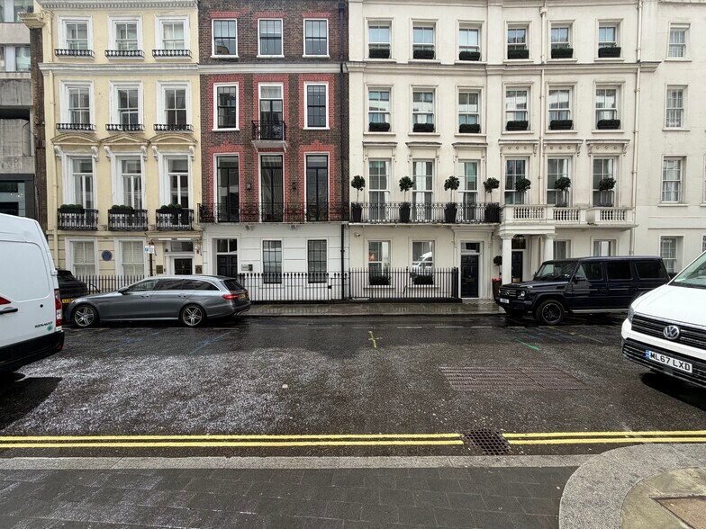 45 Clarges St, Londres à louer - Photo de l’immeuble – Image 2 sur 14
